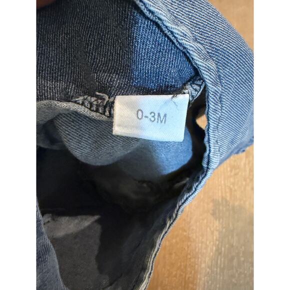 Baby Girl 0-3 Months Denim Jumper Dress Teddy Bear Applique Ruffle Hem Overall - Picture 3 of 4